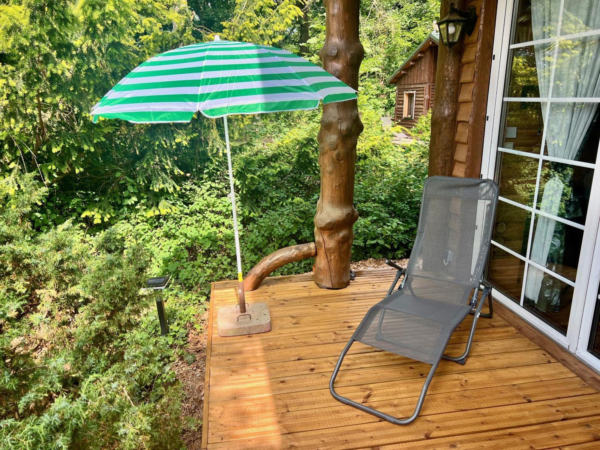 Vakantiehuis Holzhaus Baerenhoehle Am Wald Und *