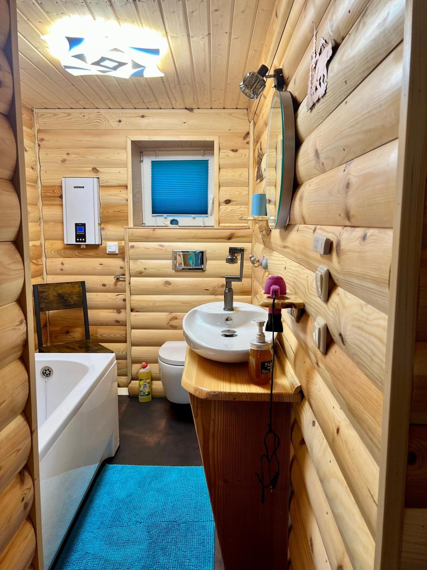 Vakantiehuis Holzhaus Baerenhoehle Am Wald Und Neuruppin