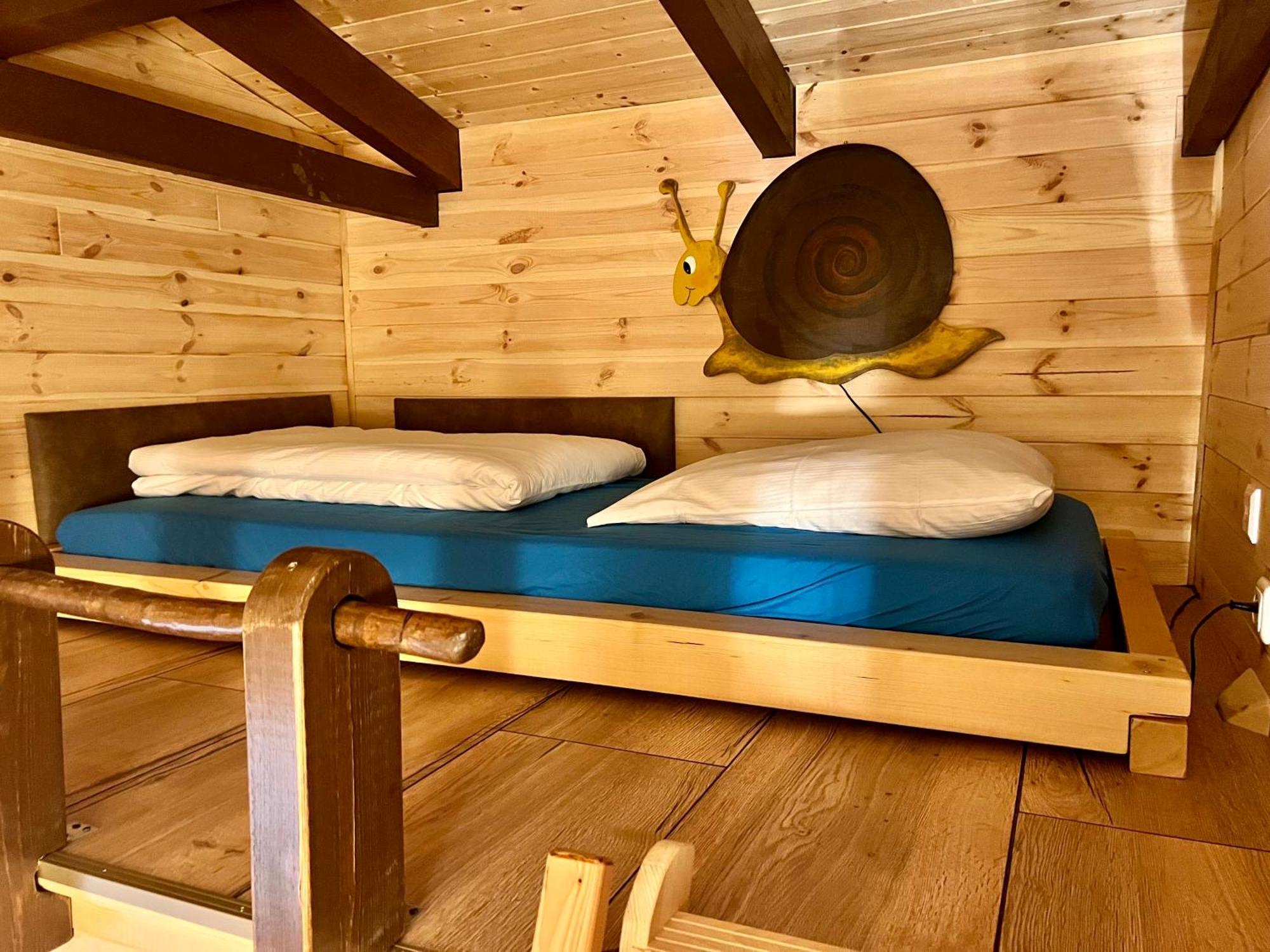 Holzhaus Baerenhoehle Am Wald Und Vakantiehuis Neuruppin